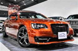کرایسلەر 300